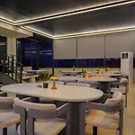 Hotel Blue Serenity Side