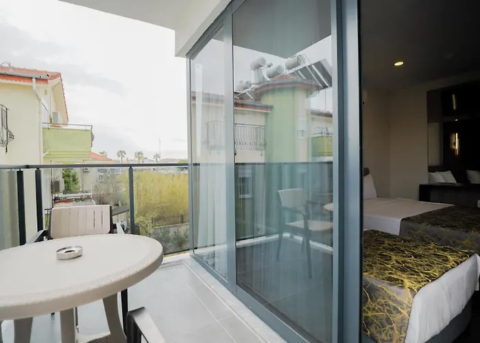 Blue Serenity Hotell 3*